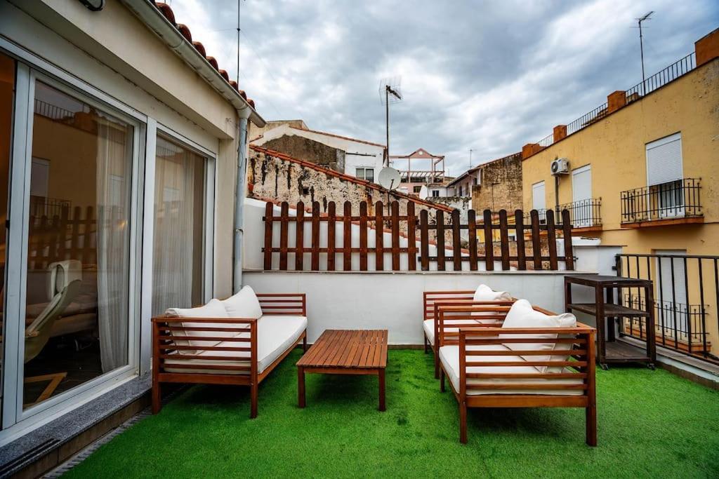 El Castuo Centro Historico Con Parking Apartment Caceres Bagian luar foto